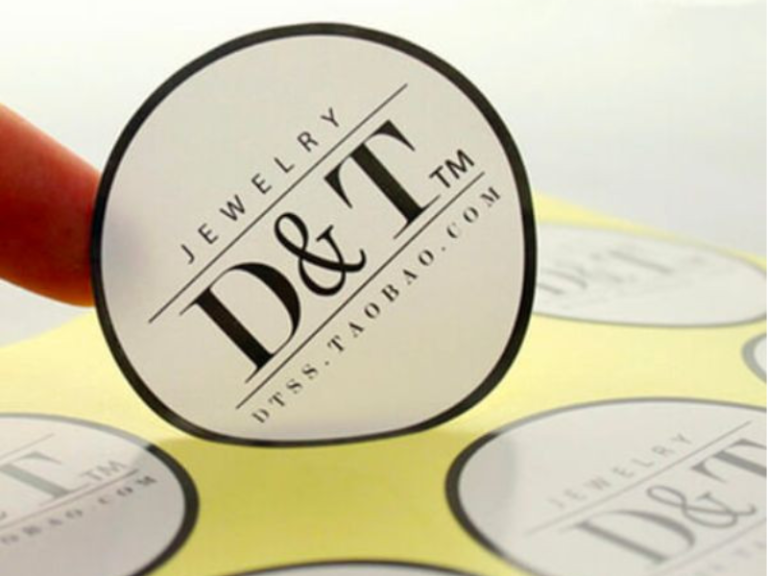 in tem nhãn decal giấy